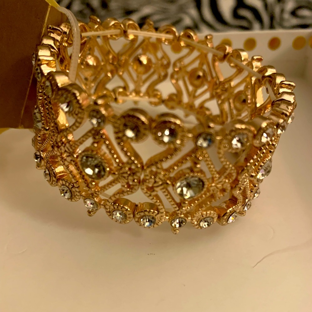 Women’s bracelet